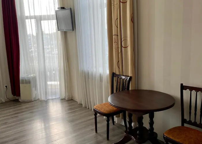 Apartment Studio -біля Вокзалу-недалеко від Центру-Городоцька 151 Львів